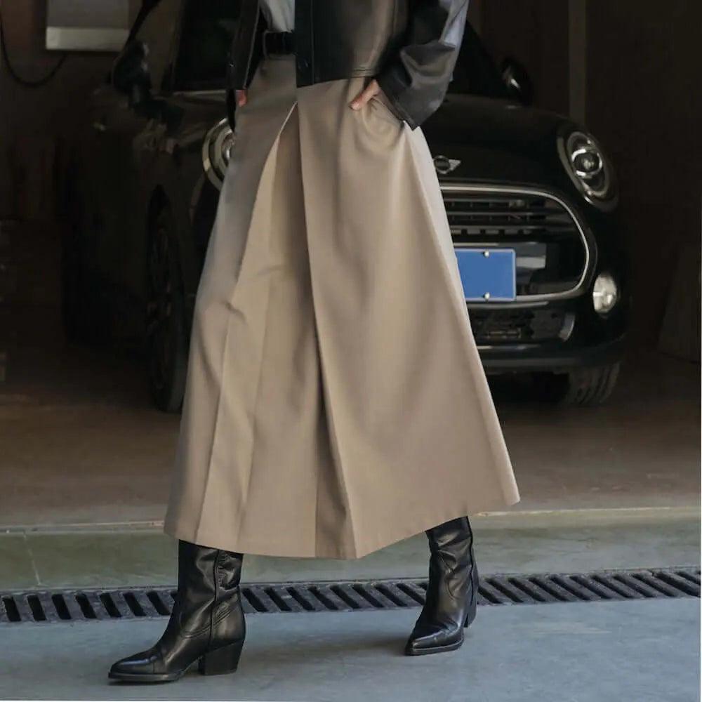 Cotton Khaki Maxi Skirt with Pleats and Pockets by Thebesttailor
