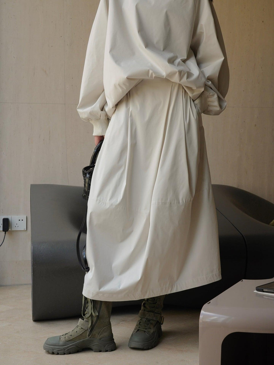 Elastic waist skirt with loose silhouette A-line skirt with pockets Thebesttailor