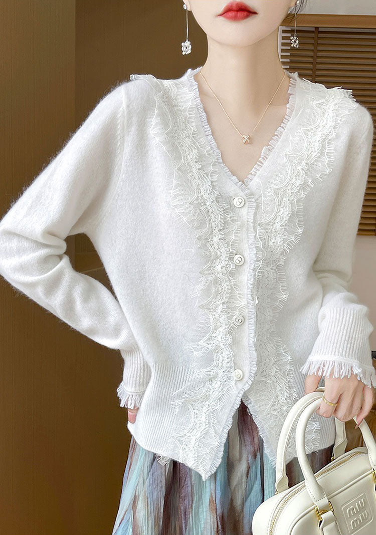 Classic Autumn V-Neck Long-Sleeved Knit Cardigan