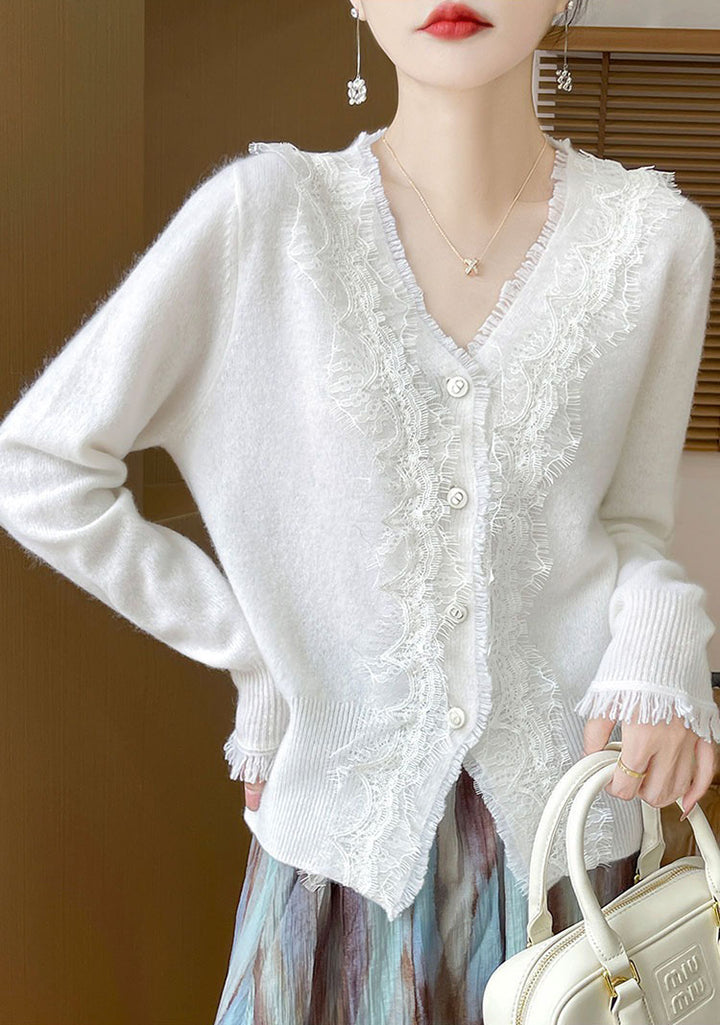 Classic Autumn V-Neck Long-Sleeved Knit Cardigan