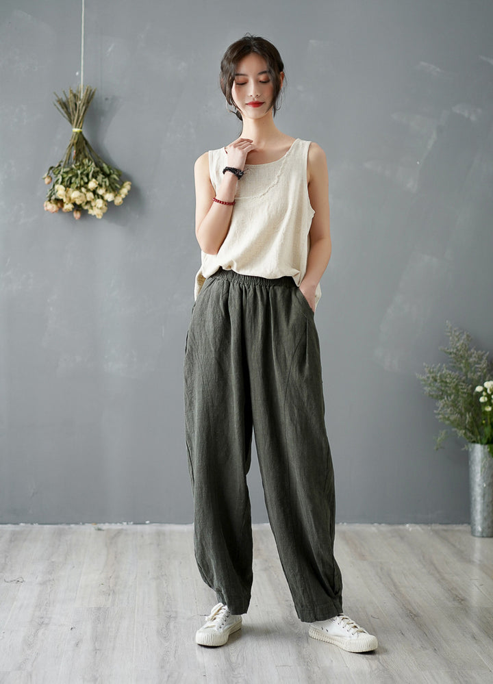 Women's Tapered Pants