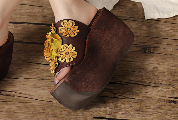 Cowhide Thick-Sole floral sandals for women