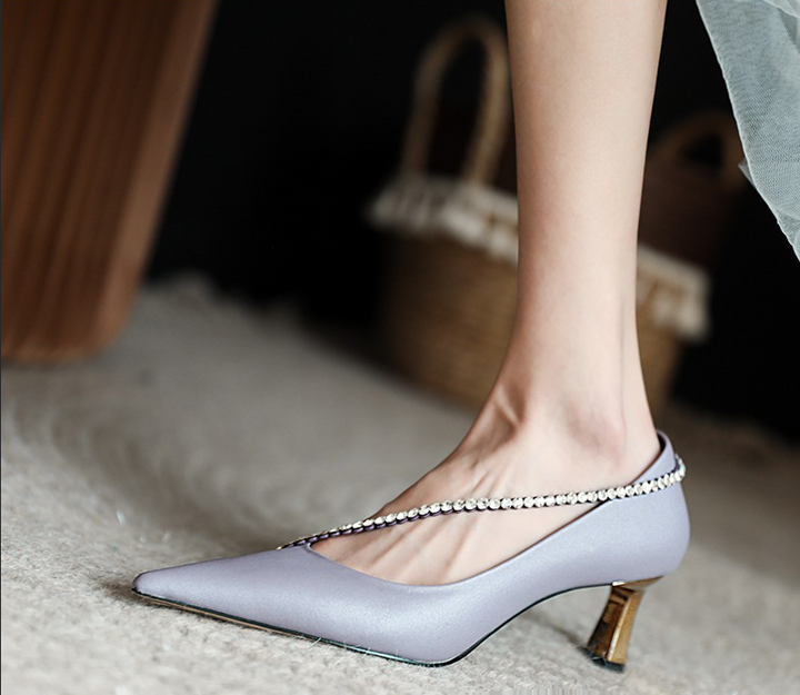 Mid-Heel Pointed-Toe Leather Shoes for Women