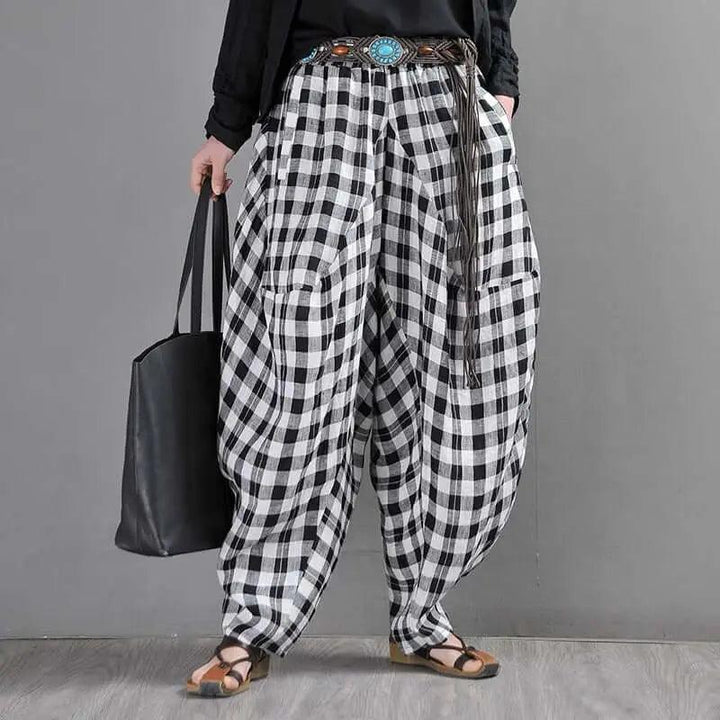 Bohemian Black and White Checkered Linen Bloomers for Women-Women's pants-Thebesttailor-M-Black and white grid-Linen-Thebesttailor