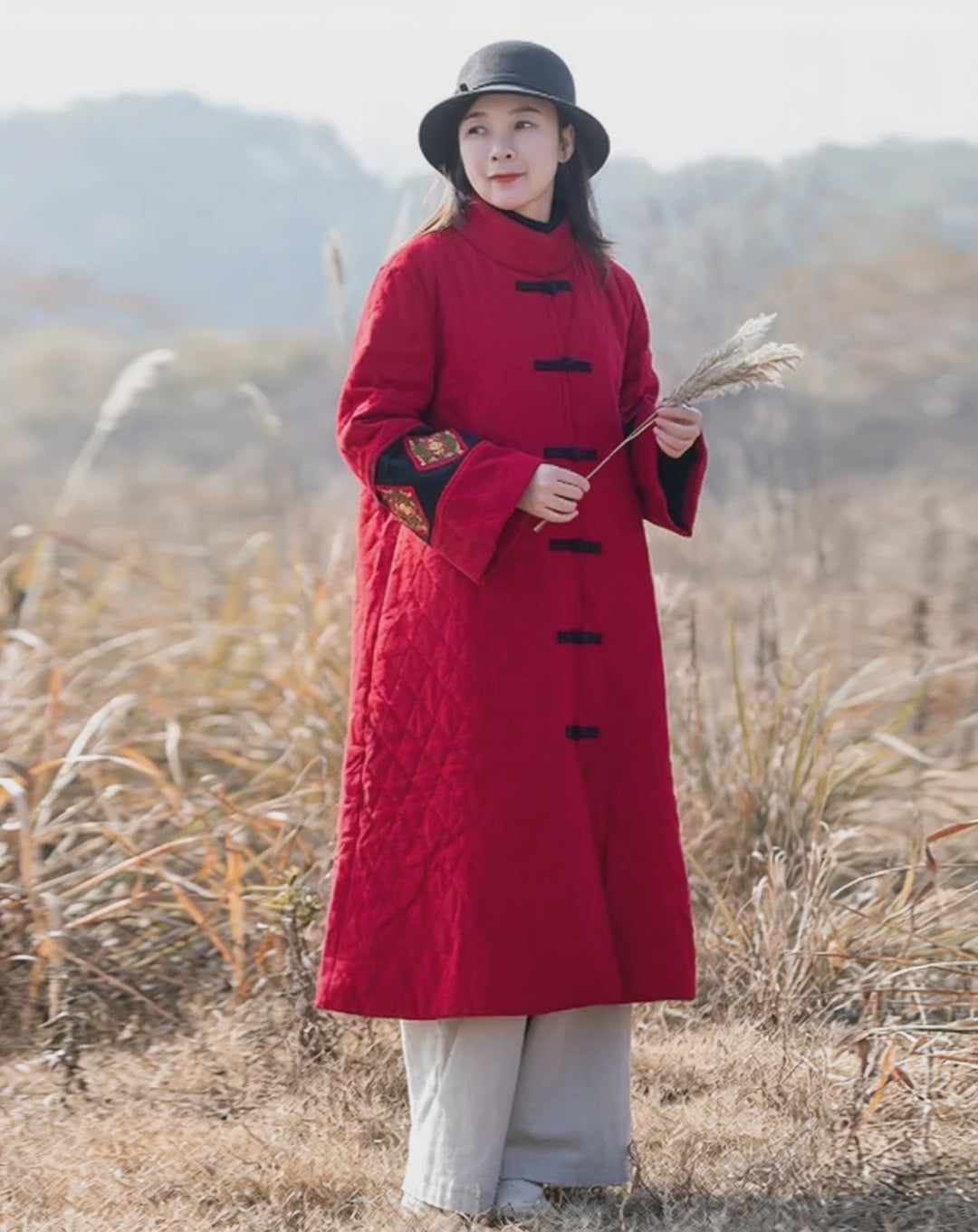 Vintage Chinese Quilted Linen Winter Coat Red Black
